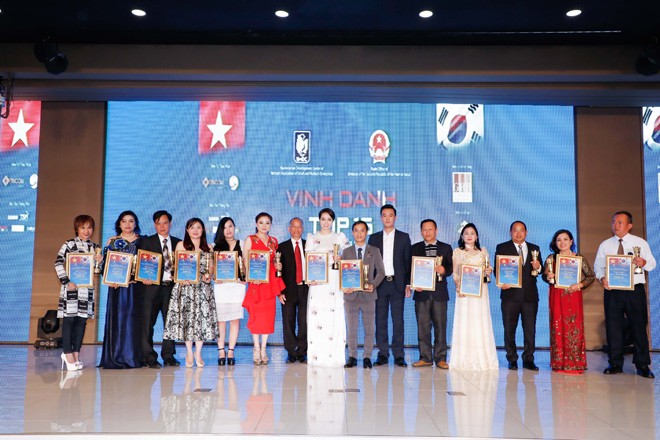 Sherlyn Diamond lọt top 15 Thương hiệu uy tín do trung tâm phát triển doanh nhân Việt Nam bình chọn - 1