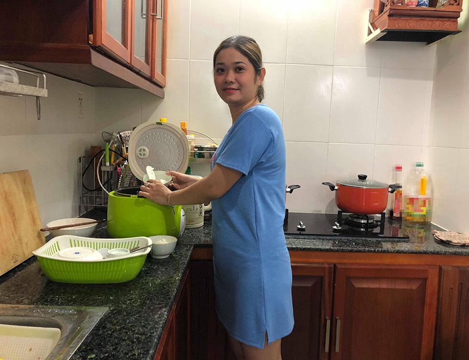 Căn nhà đơn giản của nam ca sĩ đình đám một thời bỗng amp;#34;mất tíchamp;#34; rồi đi làm thợ mộc - 6