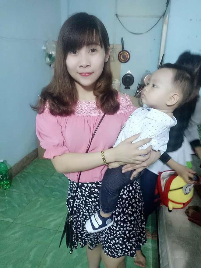 Cô dâu 21 tuổi đăng đàn than vãn khi già như...  bà cô của chú rể sau khi trang điểm - 7