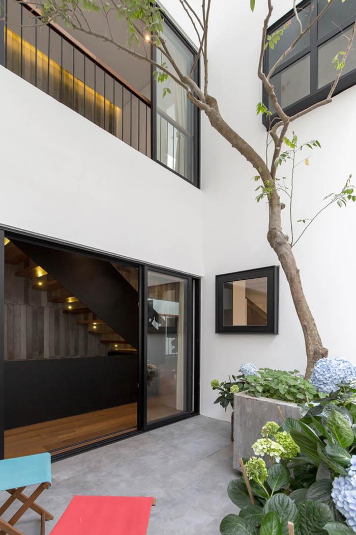 can nha long bien duoc bao my khen het loi nho thiet ke qua tao bao - 6