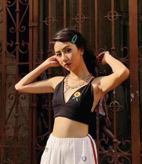 Angela Phương Trinh dẫn đầu trào lưu, trở về tuổi thơ với kẹp tóc bảy màu từ 20 năm trước - 10