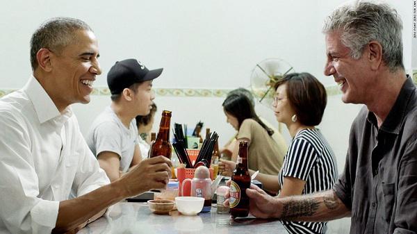 Bếp trưởng lừng danh thế giới Anthony Bourdain tự sát, người nổi tiếng nói gì? - 4