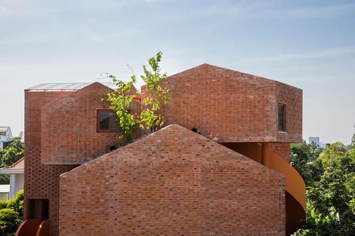 Trường mẫu giáo Việt bất ngờ xuất hiện ấn tượng trên báo nước ngoài - 5