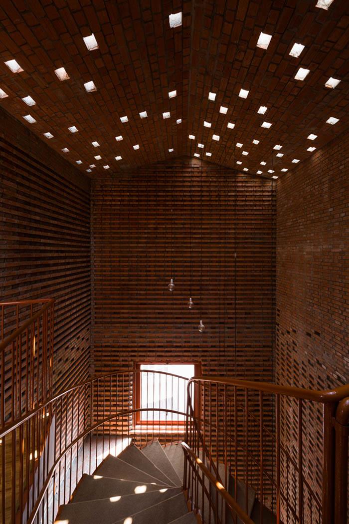 Trường mẫu giáo Việt bất ngờ xuất hiện ấn tượng trên báo nước ngoài - 8