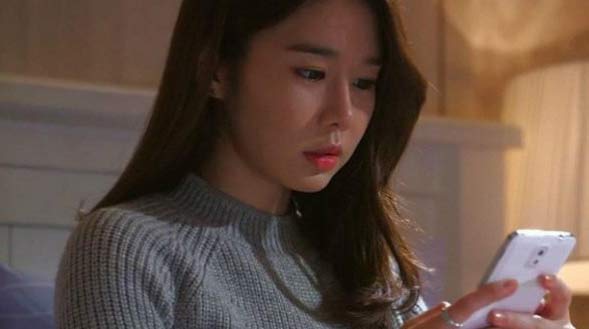 Trước hôn lễ, tôi rụng rời đọc trộm được tin nhắn giữa mẹ chồng với chồng sắp cưới - 1