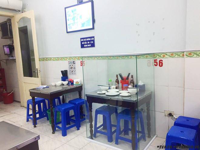 Chủ quán amp;#34;bún chả Obamaamp;#34; sốc khi biết đầu bếp nổi tiếng TG từng đến quán ăn đã tự sát - 3