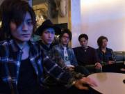 Tin tức - Góc khuất của "trai thẳng" chấp nhận "mua vui" cho khách hàng đồng tính