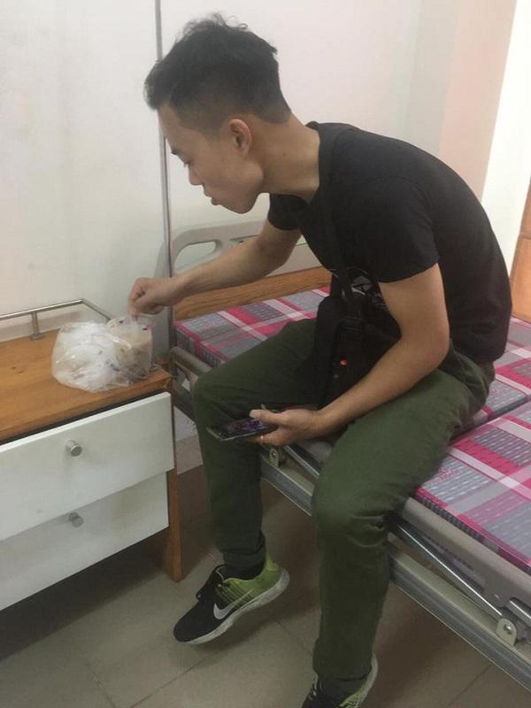 Anh chồng vụng đưa vợ đi đẻ: amp;#34;Vợ đau lắm không? Hay thôi về đi, không đẻ nữaamp;#34; - 1