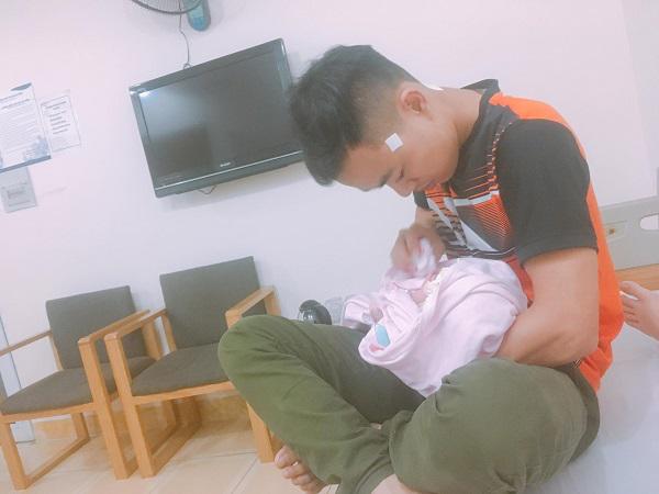 Anh chồng vụng đưa vợ đi đẻ: amp;#34;Vợ đau lắm không? Hay thôi về đi, không đẻ nữaamp;#34; - 3