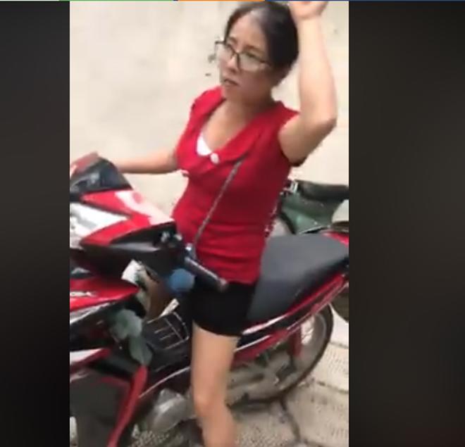 amp;#34;Tao cầu cho con tao bị gì để mày chịu trách nhiệmamp;#34;, câu nói của bà mẹ dậy sóng MXH - 1