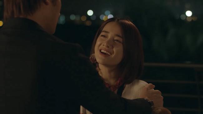 Tỉnh dậy trên giường Nhan Phúc Vinh, Nhã Phương nhận ngay điện thoại của amp;#34;bạn traiamp;#34; - 3