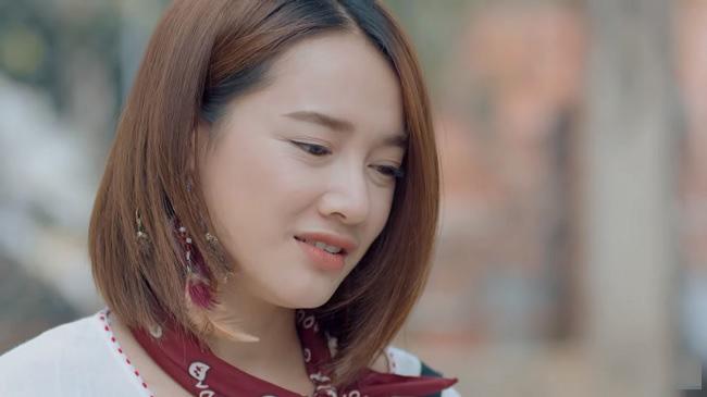 Tỉnh dậy trên giường Nhan Phúc Vinh, Nhã Phương nhận ngay điện thoại của amp;#34;bạn traiamp;#34; - 13