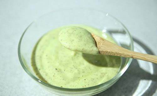 Bỏ thêm thứ này vào bột sắn dây thoa lên mặt, da cứ đẹp lên theo từng ngày - 3