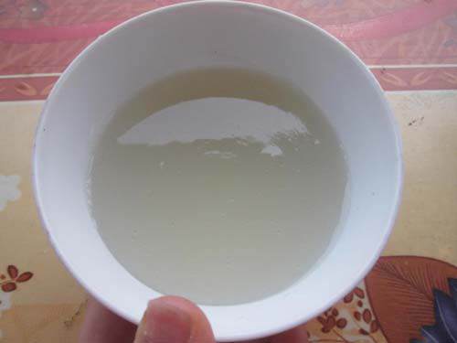 Bỏ thêm thứ này vào bột sắn dây thoa lên mặt, da cứ đẹp lên theo từng ngày - 7