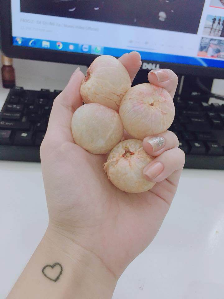 Chàng trai mách cách bóc vải nhanh trong chớp mắt, dân mạng người khen mới mẻ, kẻ chê hết lời - 4