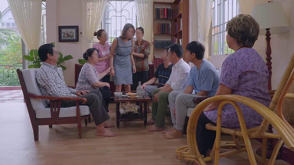 Chồng ngoại tình nhiều lần, vợ bầu quyết định ly hôn liền bị cả nhà chồng bắt quỳ xin lỗi - 2