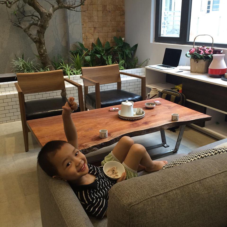 nha 40m² cua vo chong ha noi gay ngac nhien vi rong nhu tram m², co vuon nho sai triu - 5