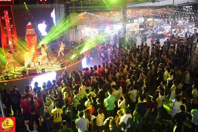 Những khoảnh khắc ấn tượng tại Lễ hội “Phố hàng nóng” 2018 - 3