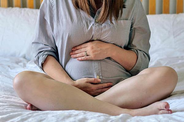 Anh chồng trẻ từ chối sex khi vợ mang bầu, nói ra lý do ai cũng bất ngờ - 1