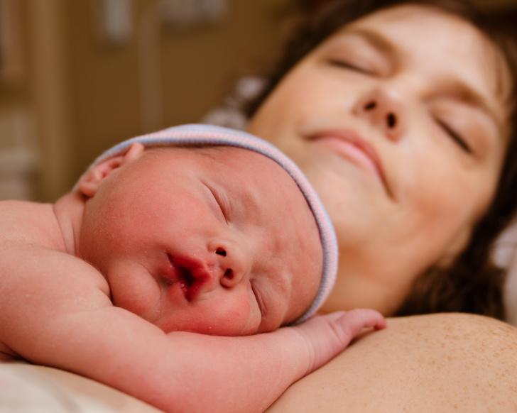 10 kĩ năng chăm sóc trẻ sơ sinh mẹ bầu cần biết