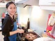 Bếp Eva - Hát hay nhưng ít ai biết Văn Mai Hương còn nấu ăn cực khéo, tự tay nấu nguyên mâm cỗ