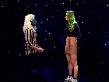 Tham gia show hẹn hò, cô gái “ê chề” ra về vì mông lép