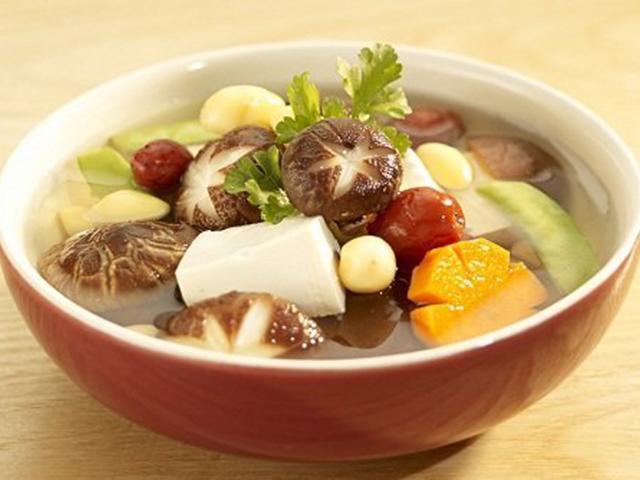 Nhiều trường hợp nhập viện vì ăn nấm, cách nào tránh ngộ độc?
