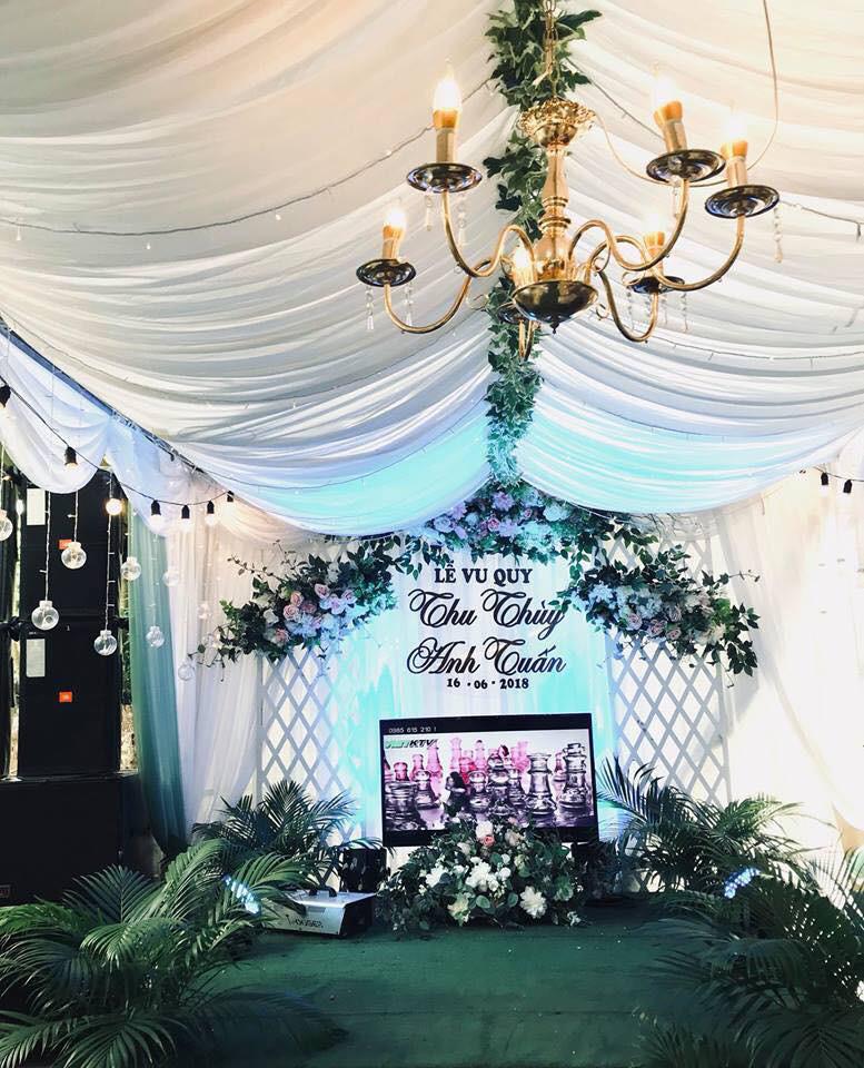 Học trò Đàm Vĩnh Hưng kết hôn với người quản lý sau 3 năm hẹn hò - 2