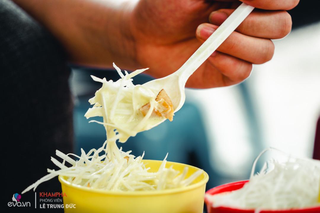 Quán nước mía trân châu đắt đỏ nhất Hà Nội vẫn nườm nượp khách, 2 ngày hết một xe mía - 11