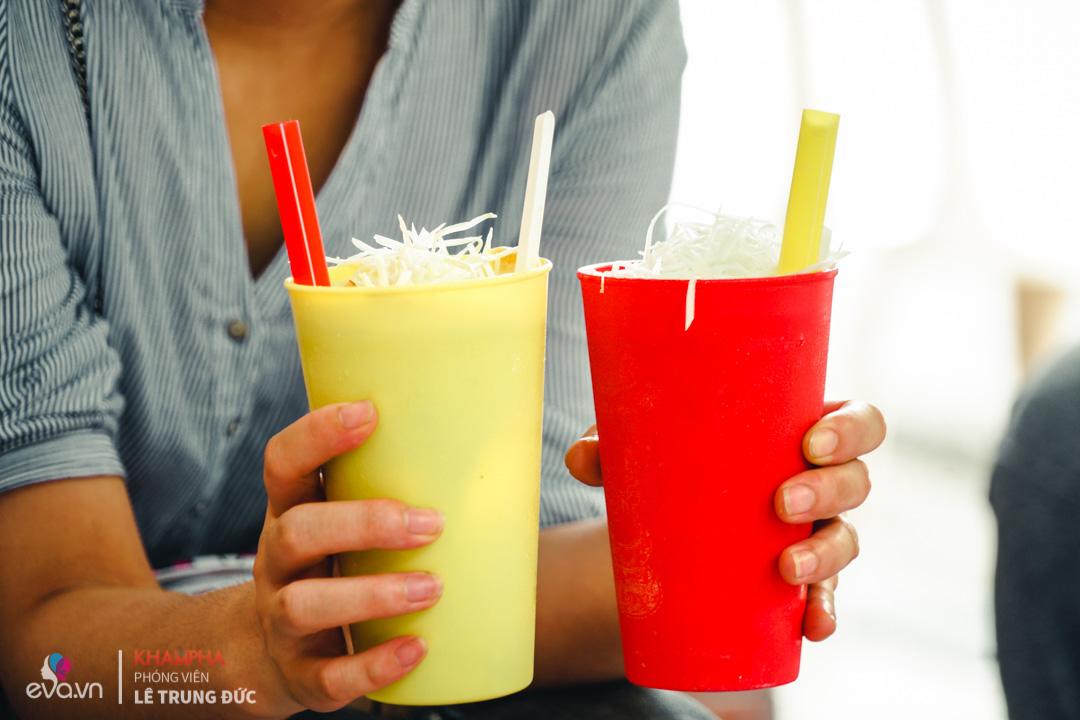 Quán nước mía trân châu đắt đỏ nhất Hà Nội vẫn nườm nượp khách, 2 ngày hết một xe mía - 15