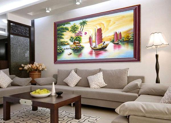 Treo tranh thêu chữ thập phong cảnh thế nào để sang nhà mà lại hóa giải được phong thủy xấu? - 1