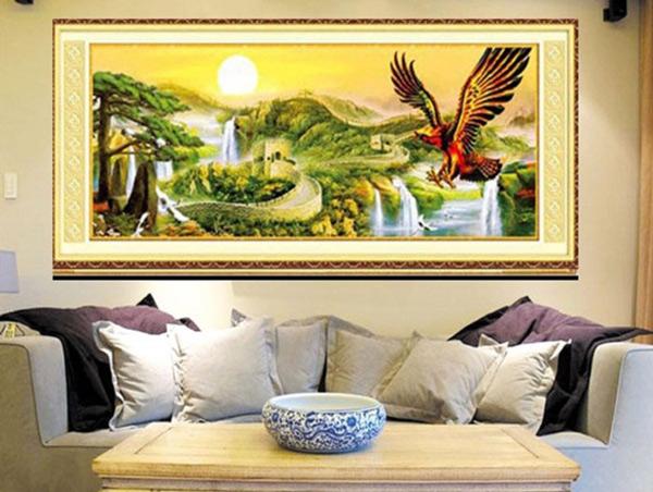 Treo tranh thêu chữ thập phong cảnh thế nào để sang nhà mà lại hóa giải được phong thủy xấu? - 6
