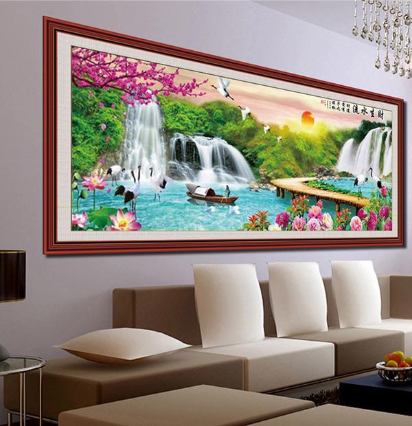Treo tranh thêu chữ thập phong cảnh thế nào để sang nhà mà lại hóa giải được phong thủy xấu? - 2