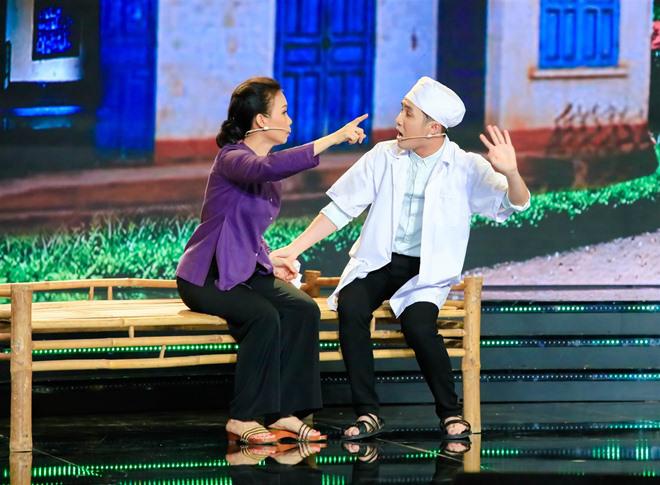 Nếu bạn từng khâm phục Cẩm Ly hát, sẽ ngạc nhiên gấp ngàn lần khi xem cô hóa amp;#34;Mẹ điênamp;#34;! - 1