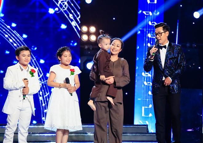 Nếu bạn từng khâm phục Cẩm Ly hát, sẽ ngạc nhiên gấp ngàn lần khi xem cô hóa amp;#34;Mẹ điênamp;#34;! - 10