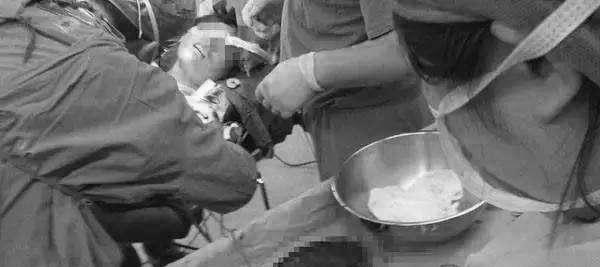 Sau sinh 2 giờ, mẹ đòi đi vệ sinh, bác sĩ khám rồi hô lớn: “Cấp cứu nhanh còn kịp” - 2