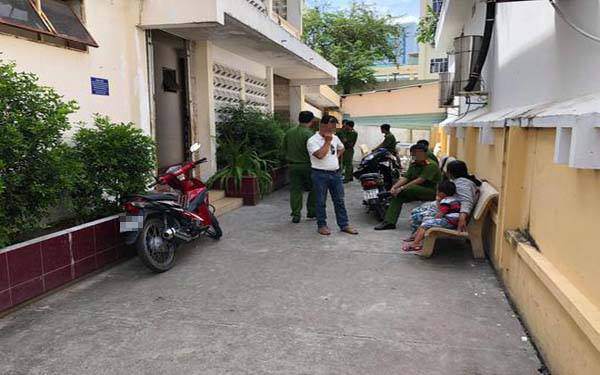 Hà Nội: Bé trai 2 tuổi tử vong ở nhà trẻ tư khi bố vừa gửi con được nửa ngày - 1