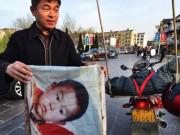 Làm mẹ - 18 năm tìm con không ngừng nghỉ, ông bố Trung Quốc lại giúp bao đứa trẻ đoàn tụ gia đình