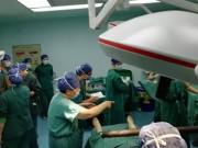 Bà bầu - Tưởng chỉ bị sốt thông thường, mẹ trẻ vừa nhập viện bác sĩ đã nói: "Mổ cấp cứu ngay!"