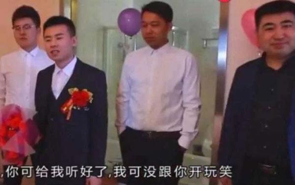 Phù dâu xinh đẹp cướp chú rể ngay tại đám cưới và câu chuyện bất ngờ phía sau - 2