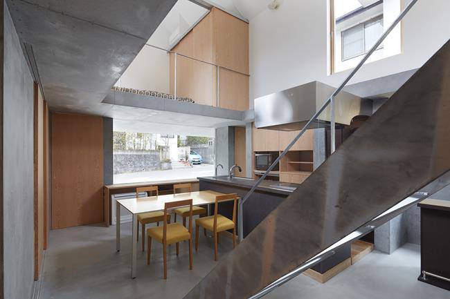 can nha “danh bai le lang”, chi 80m² ma dep kho tin tren suon doi - 12