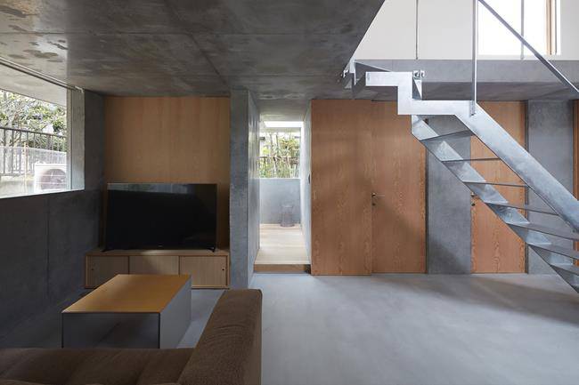 can nha “danh bai le lang”, chi 80m² ma dep kho tin tren suon doi - 19