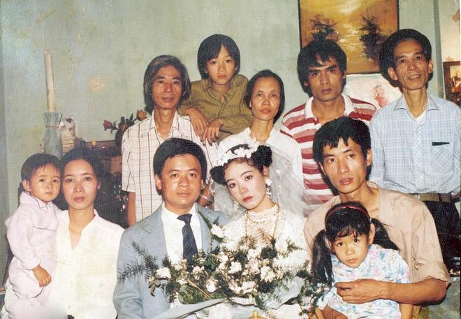 Chuyện tình amp;#34;yêu là cướiamp;#34; năm 20 tuổi, từng bị nhà trường kỷ luật của NSƯT Chiều Xuân - 4