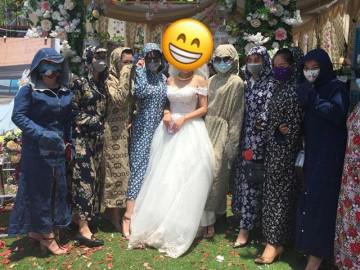 Cư dân mạng cười vỡ bụng trước thời trang ăn cưới kiểu Ninja của 9 cô gái trẻ