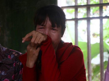 Nữ sinh bị đánh hội đồng trong lớp: ‘Em sợ đi học, cứ nhìn lên bục giảng là hoảng loạn’