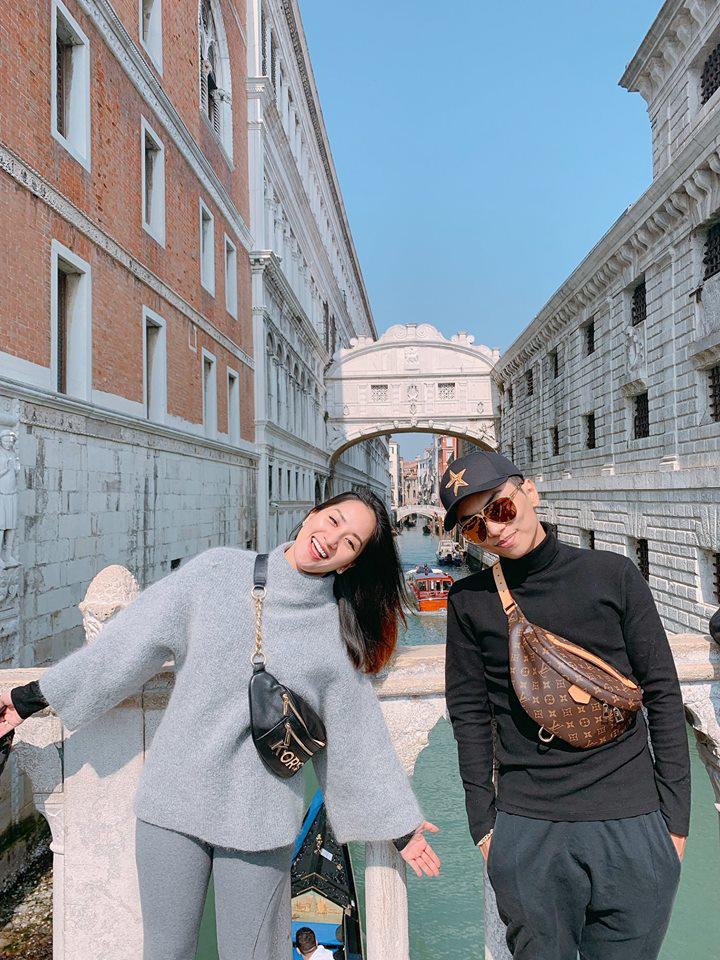 Hồ Ngọc Hà chê bạn trai Kim Lý nhảy nhót amp;#34;lốamp;#34; nhưng đành bỏ qua cho anh vì điều này - 9