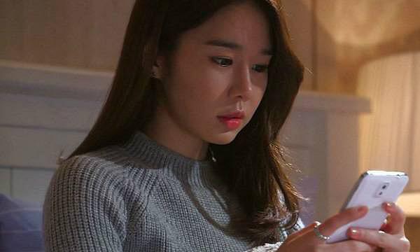 Phát hiện bí mật của chồng nhờ nét vẽ nguệch ngoạc của con gái - 1