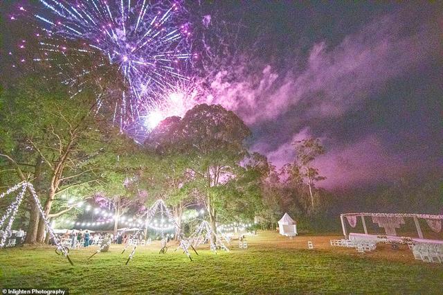 amp;#39;Siêu đám cướiamp;#39; 23 tỷ toàn kim cương và pha lê, danh tính cô dâu chú rể càng bất ngờ - 13