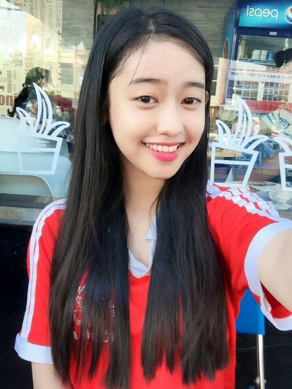Khoe thầy bói phán tướng tốt, Thúy Vi bị mỉa mai “sửa hết rồi mà vẫn coi mặt được à” - 6