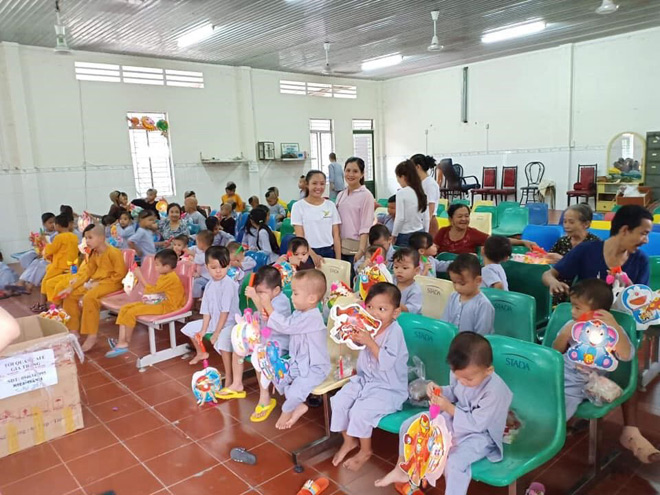 Nguyện Huỳnh - Nữ doanh nhân amp;#34;chân phènamp;#34; - 6